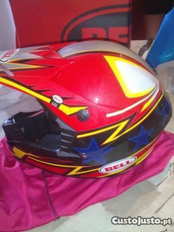 Capacete bell novo