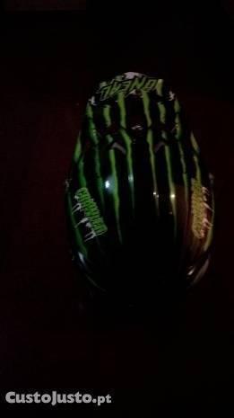 capacete novo oneal