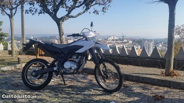 Yamaha wr 125