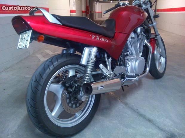 Suzuki VX800