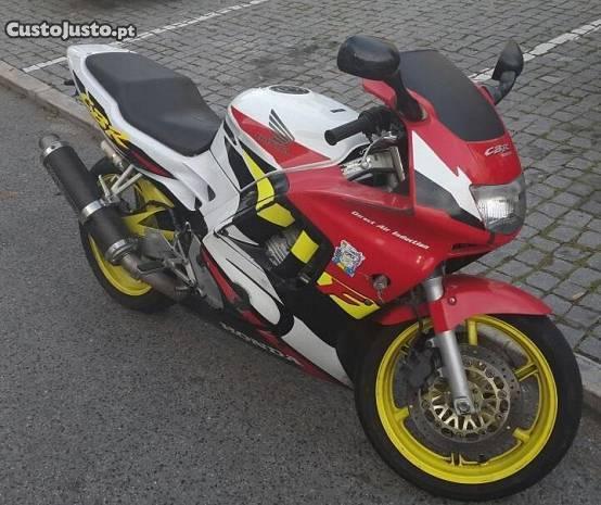 Honda cbr 600f