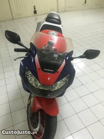 Cbr 929 Linda ACEITO Troca. Nunca Caiu