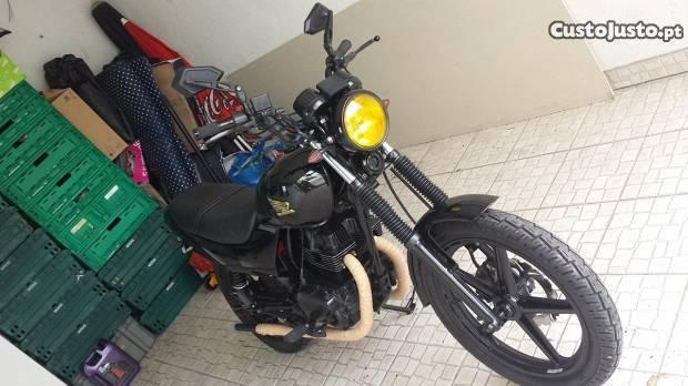 Honda CB 250 two fifty