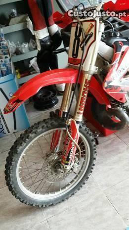 Honda cr 250