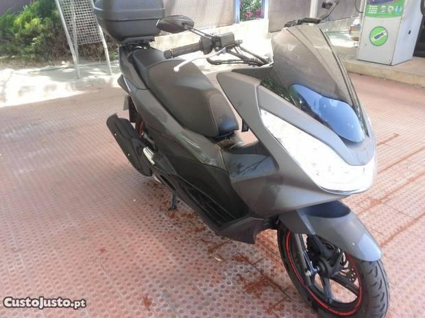 Honda PCX 125