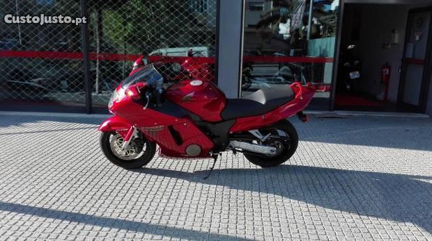 Honda cbr 1100 xx ( só 34500 km reais )