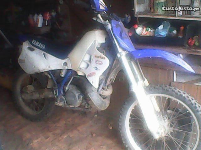 Yamaha 250 2t