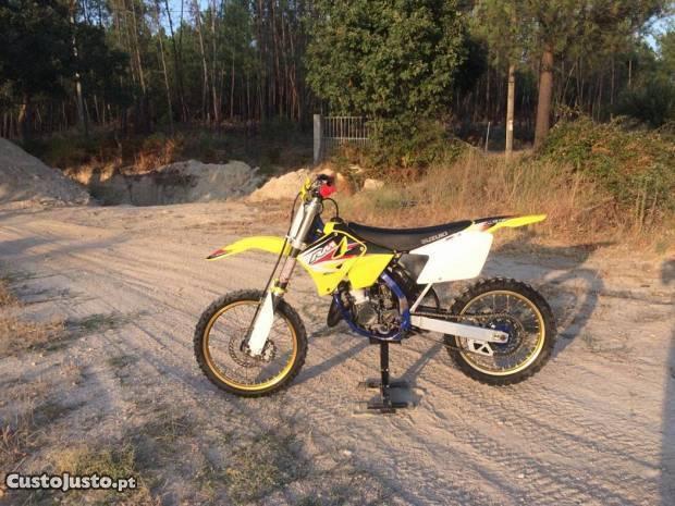 Suzuki RM 125