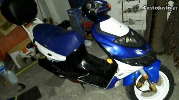 Suzuki katana 50cc 2002