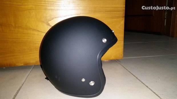 Capacete cafe racer matte