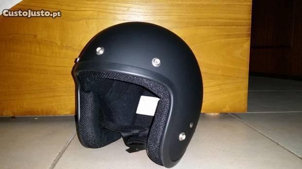 Capacete cafe racer matte