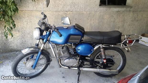 sachs v5 restaurada à pouco tempo