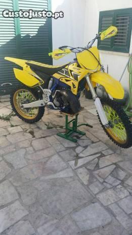 Yz 125 de 2004