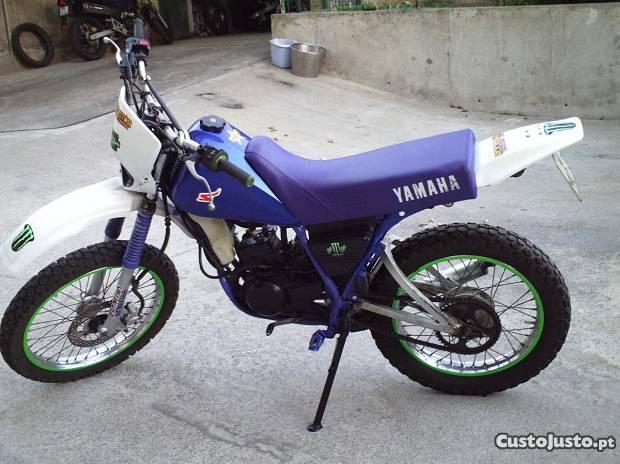 Yamaha DT-50 de 99 bonita e boa