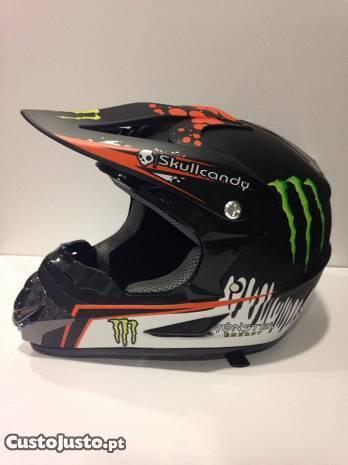 Capacete Monster
