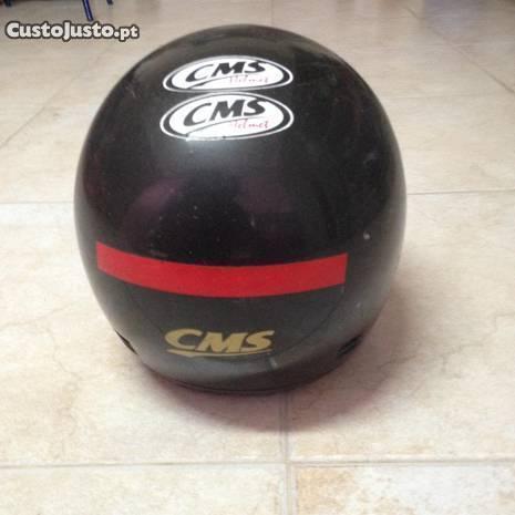 Capacete tamanho M