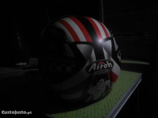 Capacete airoh