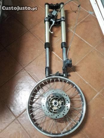 Suspensão adaptada para Yamaha dt