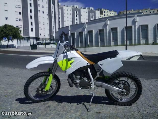 Husqvarna 2.5 wr matrículada