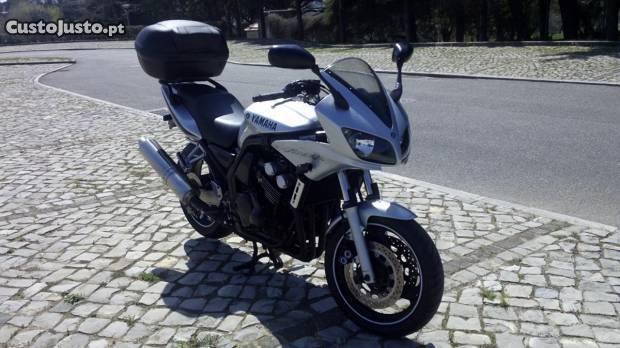 Yamaha- Fazer 