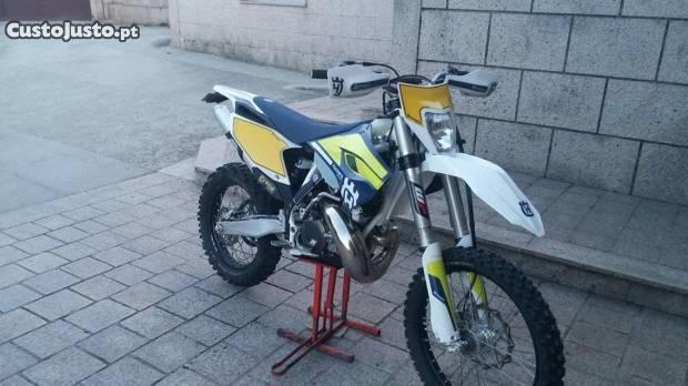 Husqvarna 250 ano 2016