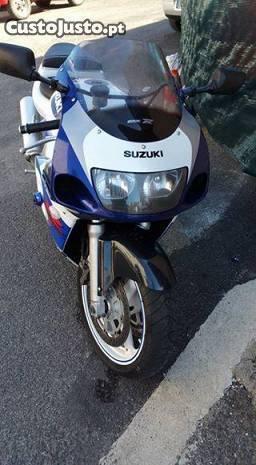Suzuki GSXR600