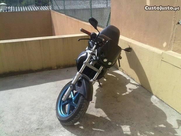 Gilera dna com avaria