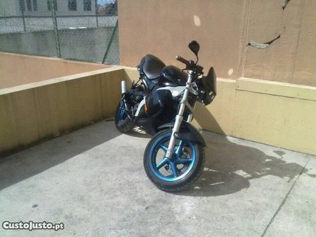 Gilera dna com avaria