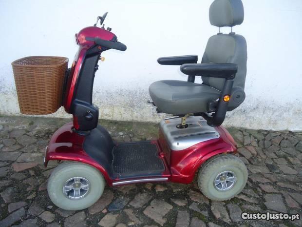 scooter de mobilidade reduzida