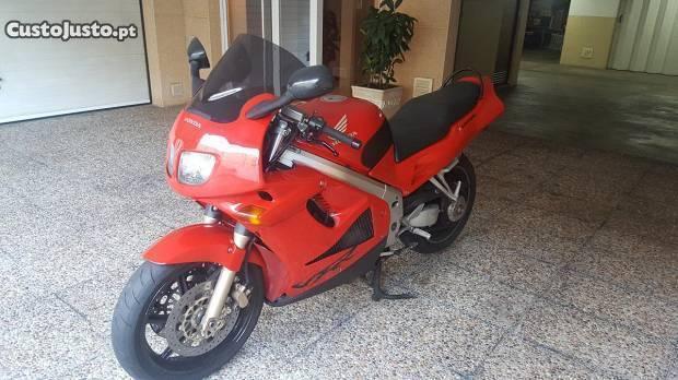 Honda VFR 7500cc