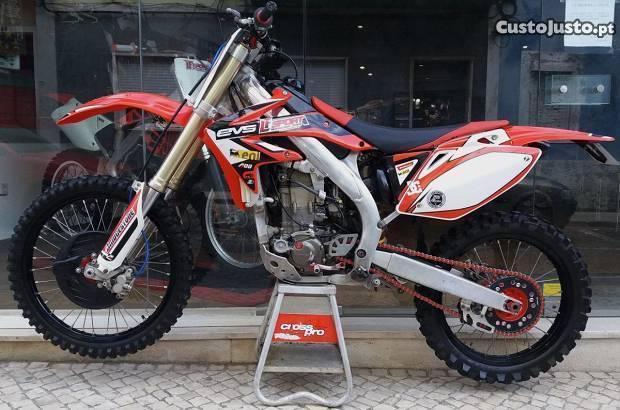 Honda CRF 450 Ano 2006 Matriculada