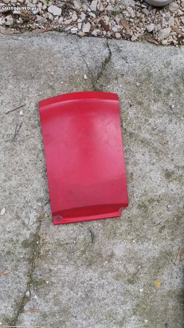 peça união carenagens traseira Yamaha XJ 600