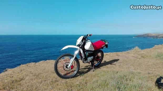 Yamaha Dt 50 para negocio com carro