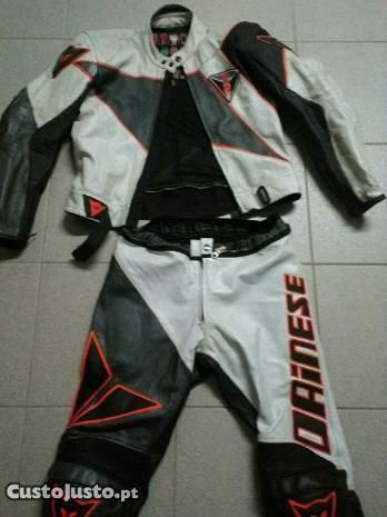 fato mota Dainese