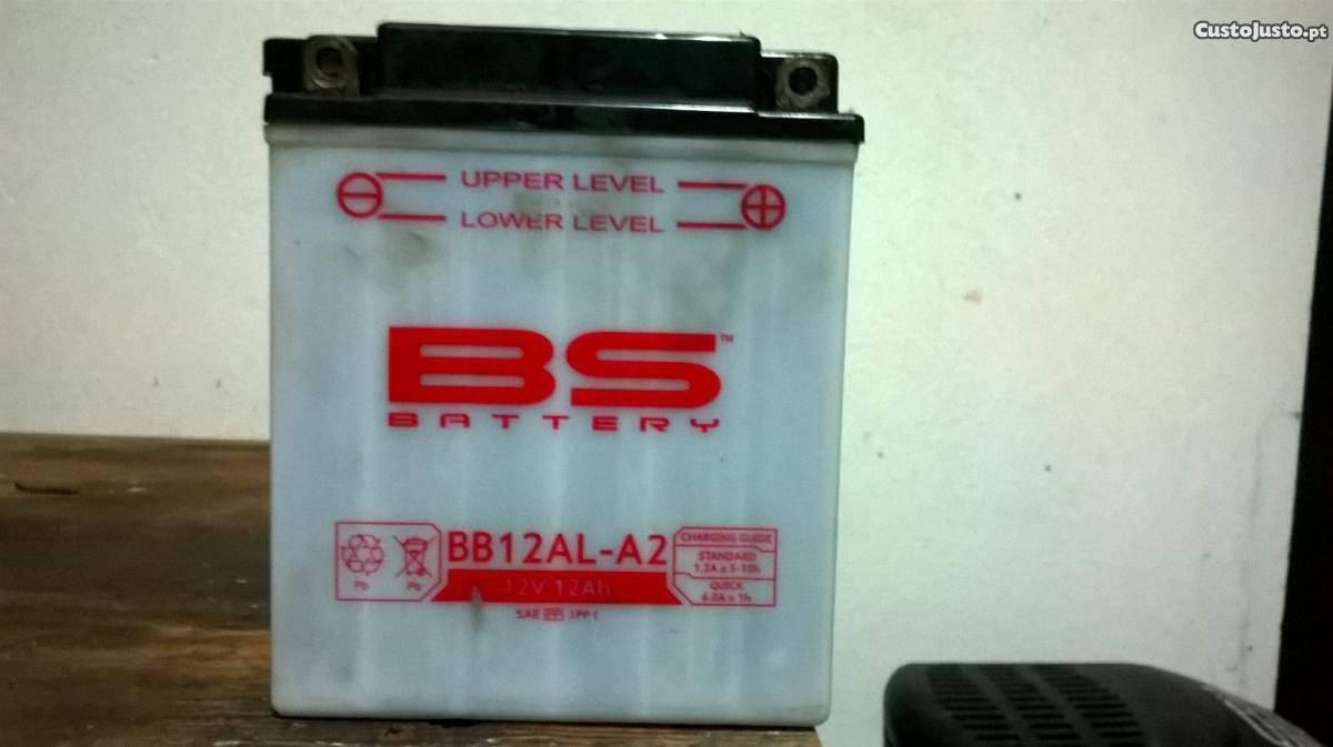Bateria usada - BS BB12AL-A2 (eq YB12AL-A2)