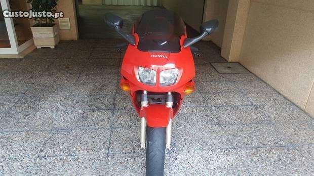 Honda VFR 7500cc