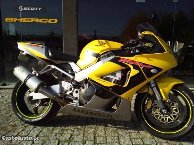 Honda cbr 929