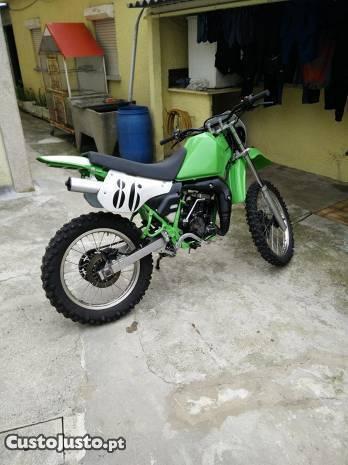 Kawasaki kmx restaurada