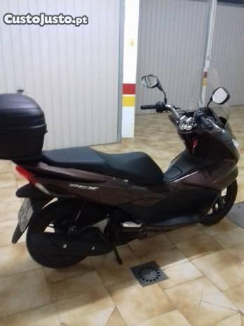 PCX 125 2015 2600 negociavel