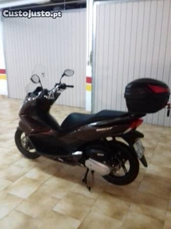 PCX 125 2015 2600 negociavel