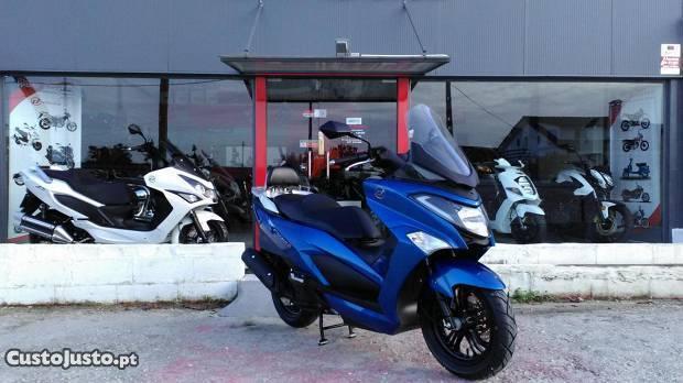 Daelim Steezer 125s, MEGA oferta Natal!