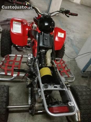 Honda trx 400 2.000EUR