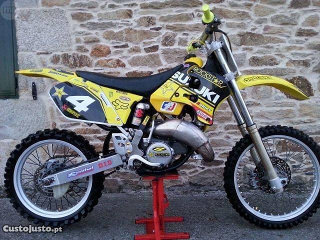 Suzuki Rm 125 negociável