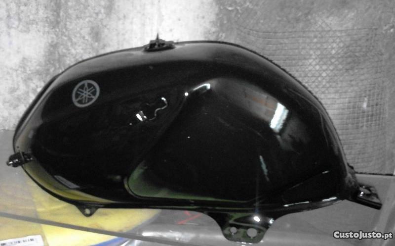 Deposito Yamaha YBR 125 de injeção - 2011