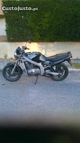 Suzuki GS 500 - em muito bom estado