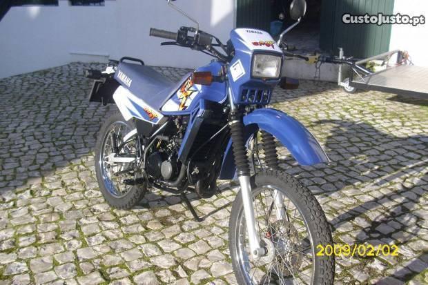 moto yamaha dt50