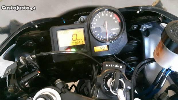 Honda cbr 929 152cv fireblade impecável