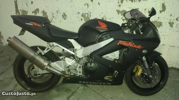 Honda cbr 929rr