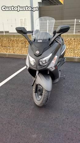 SYM GTS 125 Evo SE de 2014 com 9000 kms