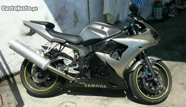 Yamaha R6 aceito troca